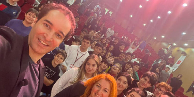 Gerçek kişi temelli mentorluk GPT'si oluşturduk