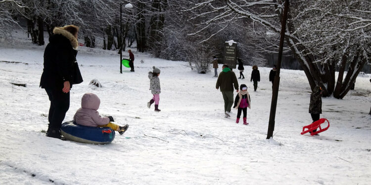 Gölcük Tabiat Parkı'nda 'sömestir' yoğunluğu