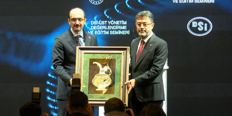 Hedefimiz 2024 yılında 527 su ve sulama tesisi yapmak