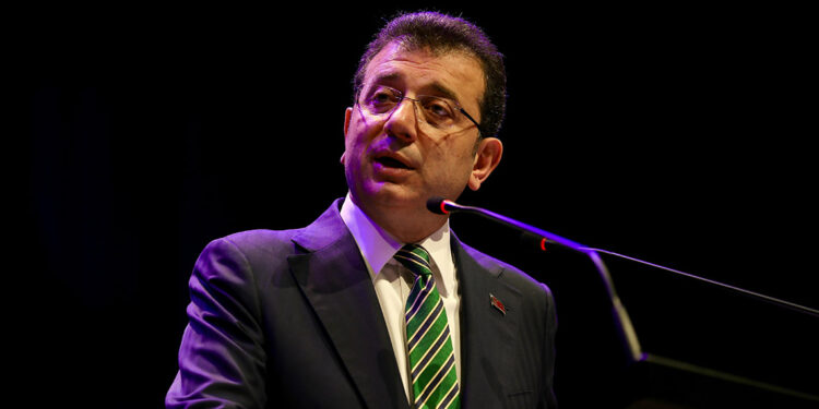 İmamoğlu, İSMEK Eğitim Zirvesi'nde konuştu