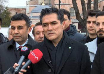 İmamoğlu'na karşı adaylık doğru bir cümle değil