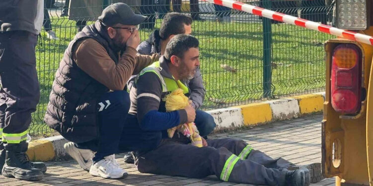 İş makinesinin çarptığı bebek arabasındaki Elis Ada öldü