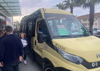 İstanbul'da yolcu minibüsünde doğum