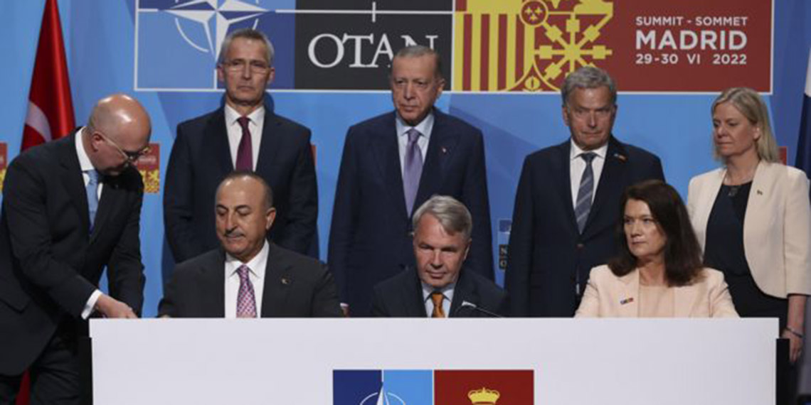 İsveç'in NATO üyeliği ile ilgili kanun teklifi, Türkiye Büyük Millet Meclisi (TBMM) Genel Kurulu’nda kabul edildi.