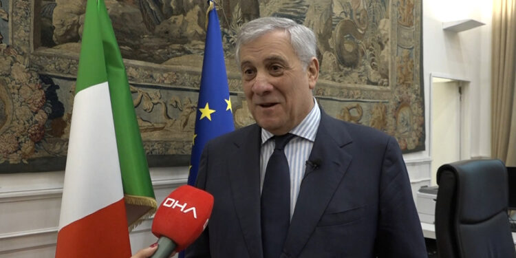 İtalya Dışişleri Bakanı Tajani'den özel açıklamalar