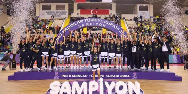 Kadınlar Türkiye Kupası'nda şampiyon Fenerbahçe
