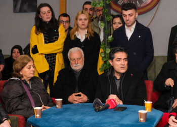 Kavuncu, kentsel dönüşüm mağdurlarıyla bir araya geldi