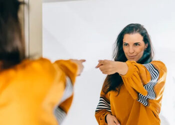 Kendi hayatını yaşamayı seçmek bencillik mi?