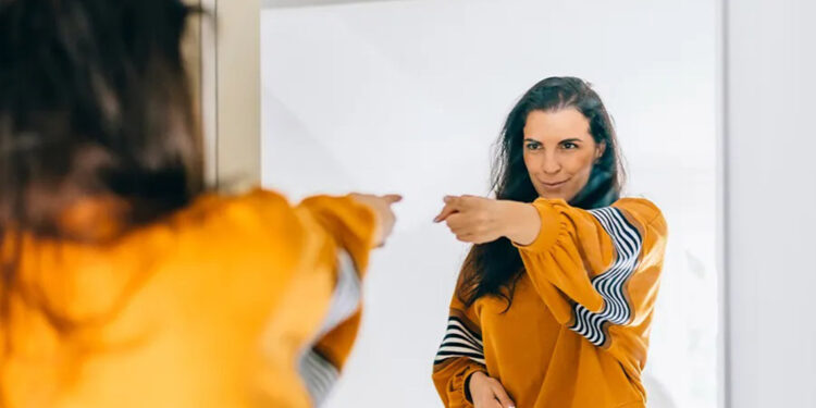 Kendi hayatını yaşamayı seçmek bencillik mi?