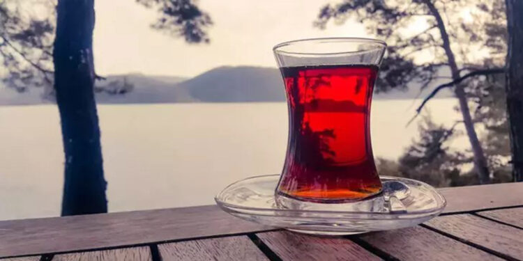 Kışın tüketilen aşırı sıcak içecekler kanser riski oluşturuyor