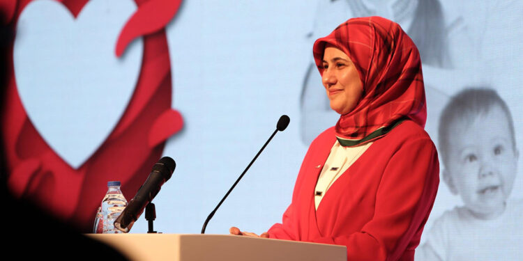 Kızılay'la hasta arasında para alışverişi mümkün değil