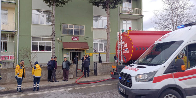 Konya'da evde patlama: 1'i ağır, 4 yaralı