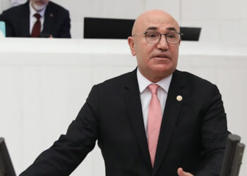 25 yıl evli kalan ev hanımlarına emeklilik hakkı