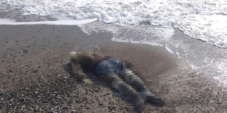 Manavgat'ta farklı sahillerde 2 ceset bulundu