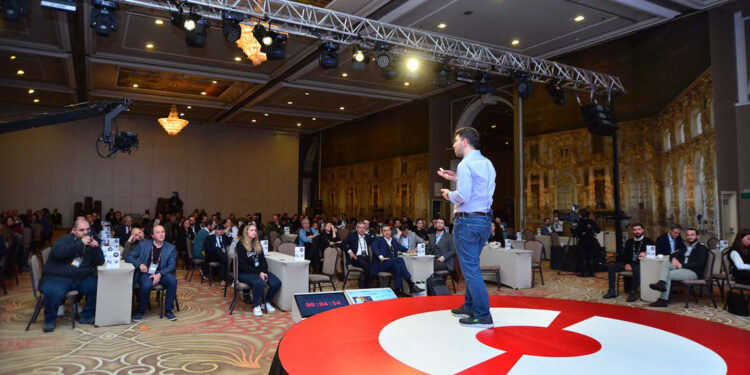 Markalar 2024'te organik büyümeye yönelecek