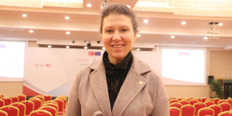 Milletvekili Seda Gören Bölük, koruyucu anne oldu