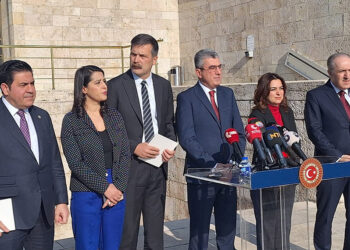 Numan Kurtulmuş, 8 muhalefet partiyi kabul etti