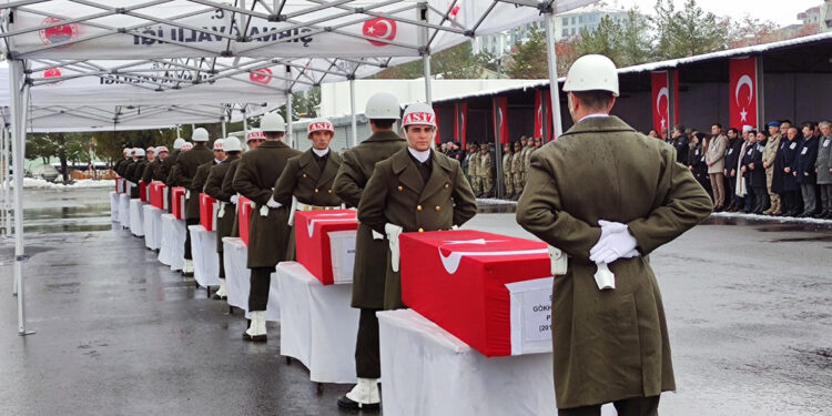 Pençe-Kilit şehitleri için Şırnak’ta uğurlama töreni