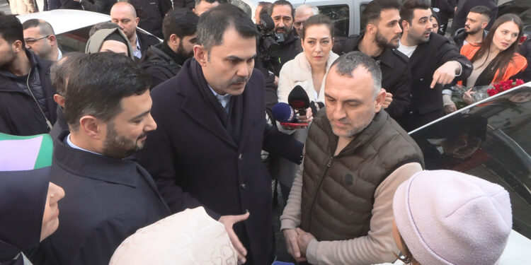 Saldırıya uğrayan genç, Murat Kurum'dan yardım istedi