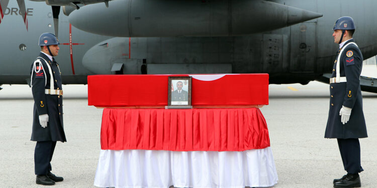 Şehit Samet Aslan'ın cenazesi, memleketine uğurlandı