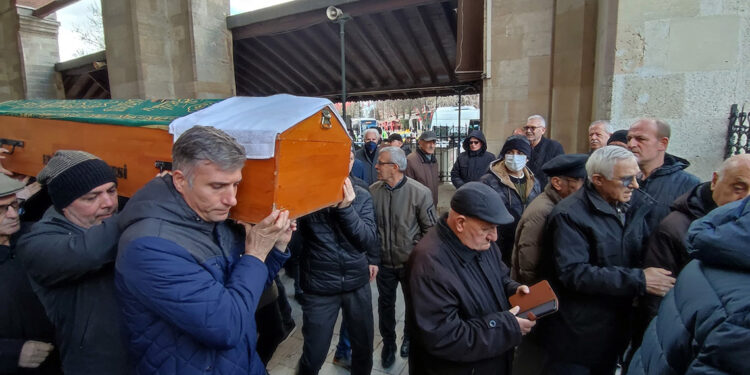 Süper Lig hakemi Özgür Yankaya'nın acı günü       