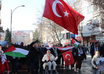 Tekirdağ'da şehitler ve Filistin için yürüyüş düzenlendi