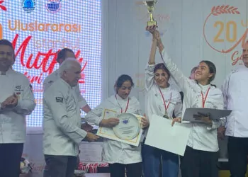 Uluslararası yemek yarışmasında dünya 3’üncüsü oldular