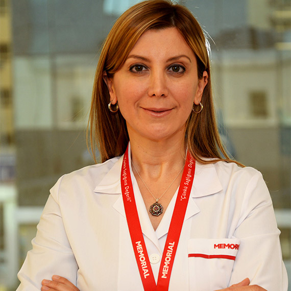 4D yüz gençleştirme aşamalı bir tedavidir. Her adımı cildi gençleştirir ve cilde daha sıkı, daha hacimli ve daha genç bir görünüm kazandırır.