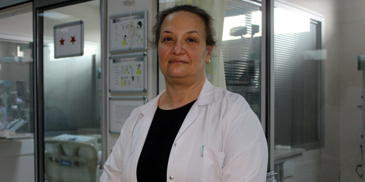 'Yoğun bakımda hasta hangi virüsle enfekte olursa olsun zatürre tedavisi yapıyoruz'