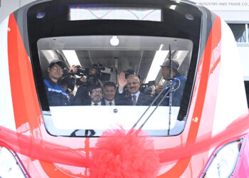 Yerli elektrikli tren setinde seri üretime geçtik