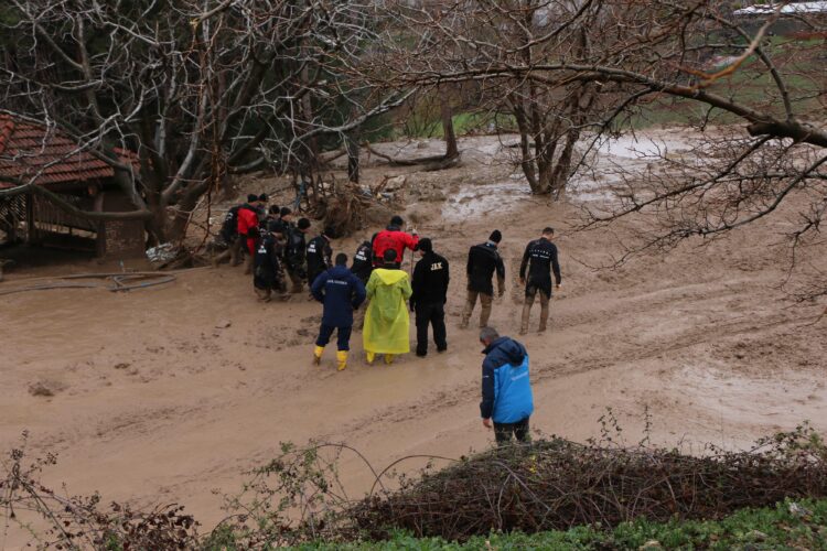 İnsanoğlu artık her şeye hazırlıklı olmalı