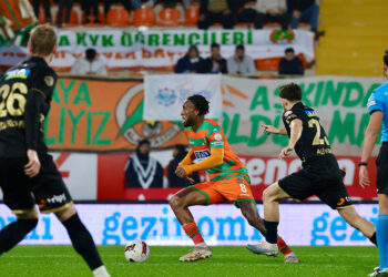 Alanyaspor MKE Ankaragücü ile 1-1 berabere kaldı