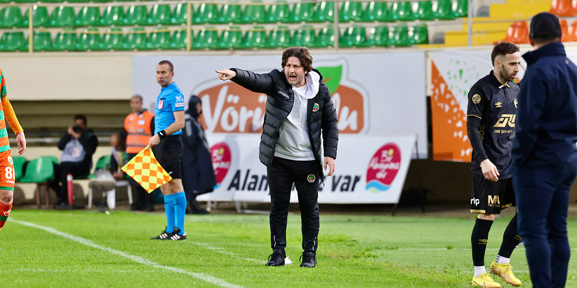 Alanyaspor MKE Ankaragücü ile 1-1 berabere kaldı