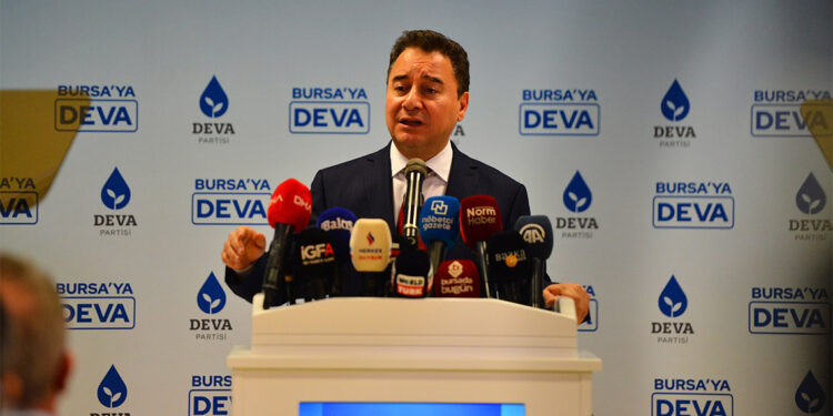 Küçük ortağın başka planları var