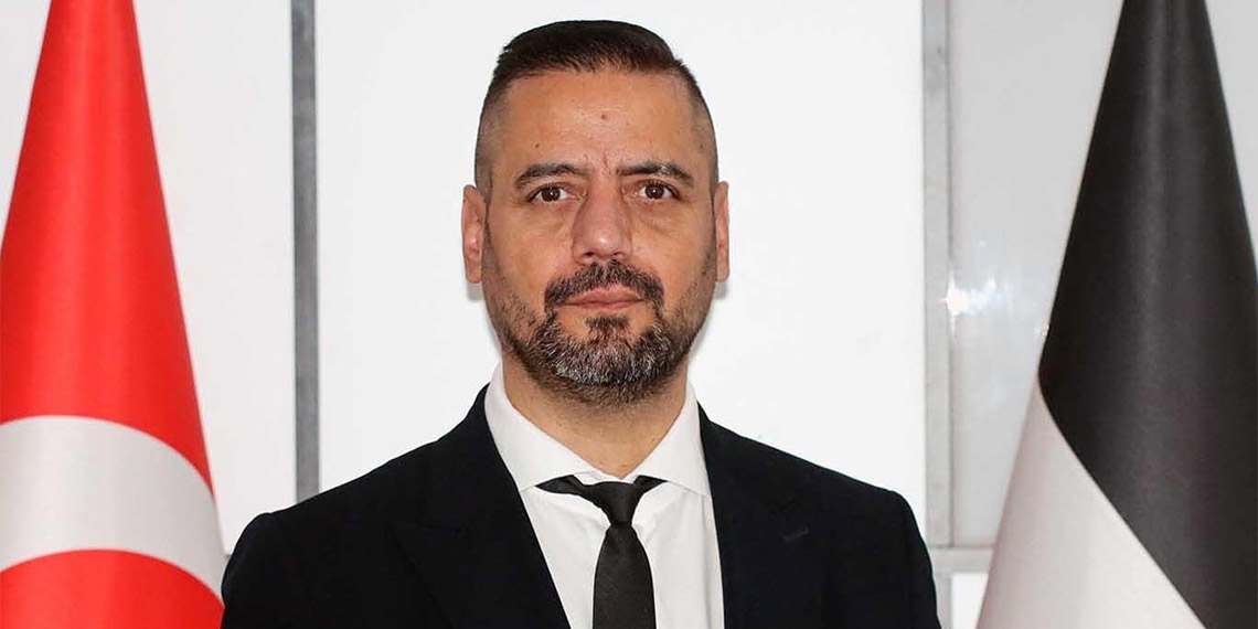 1’inci Lig ekiplerinden Altay’da yönetim kurulu kararıyla başkanlık görevine Murat Pervane’nin yerine genel sekreterlik görevini üstlenen Süleyman Özkaral getirildi.