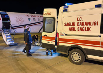 Mardin'de beyin kanaması geçiren hasta Ankara'ya sevk edildi