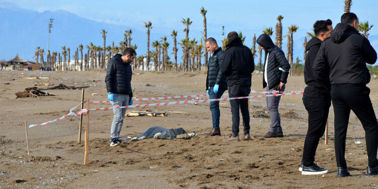 Antalya sahillerinde bulunan ceset sayısı 8'e yükseldi