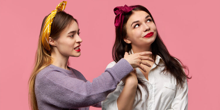 Güvendiğim dağlara kar yağmadı buz tuttu