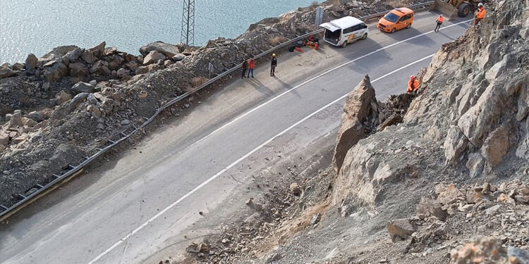 Artvin'de kaya düşme vakaları 3 kat arttı