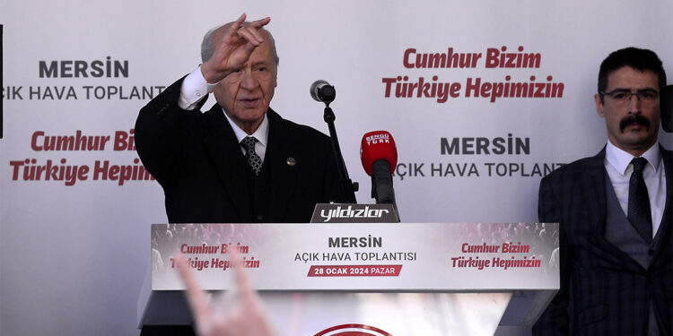 Mersin sevdalıları şehremini vazifesini üstlenmeli