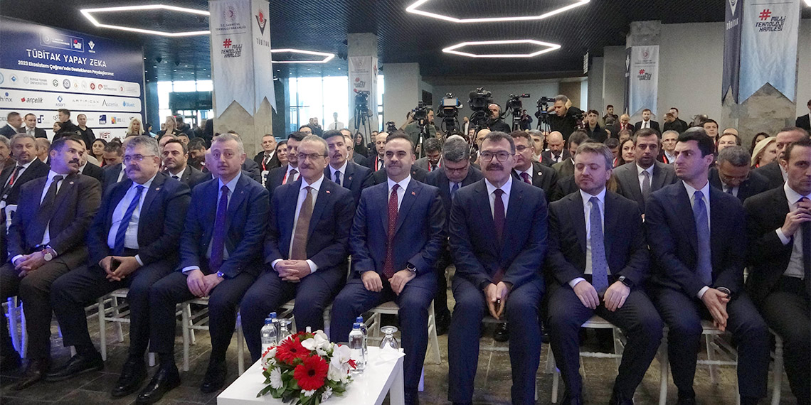 Sanayi ve Teknoloji Bakanı Mehmet Fatih Kacır, "İlk Türk astronot uzay yolculuğuna çıkıyor. Bu yolculuk uluslararası bilim literatürüne önemli katkı sunacak" dedi.