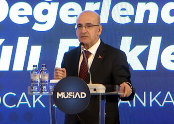 Gevşek bir para politikasına doğru evrileceğiz