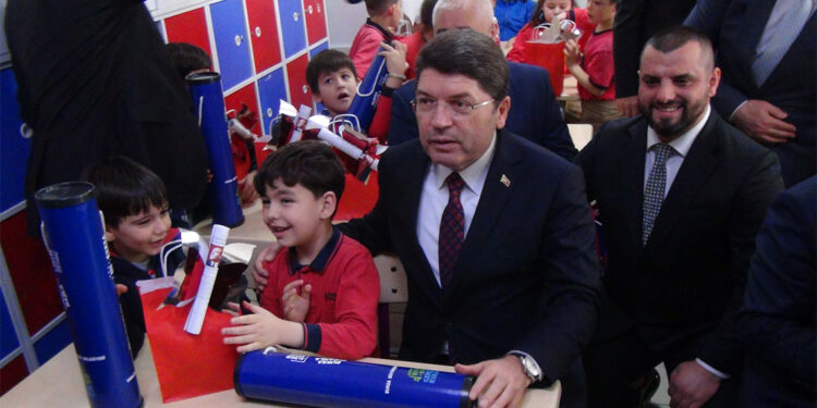 Çocuk psikolojisine uygun bir yargılama süreci amaçlanıyor