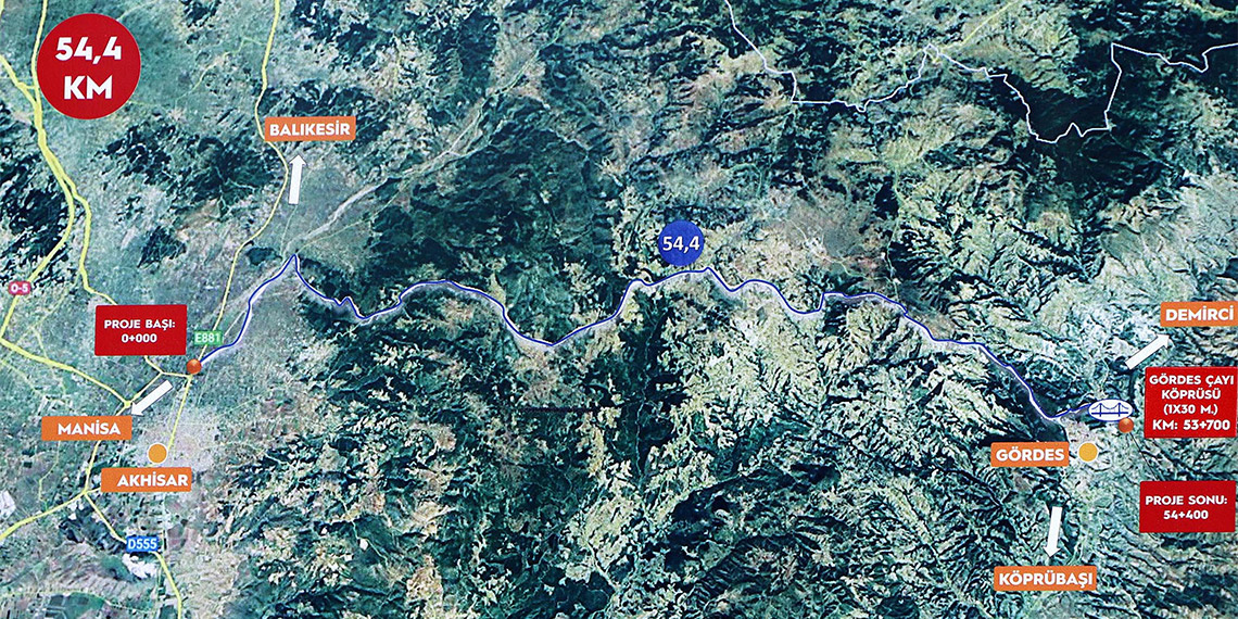 Ulaştırma ve Altyapı Bakanı Abdulkadir Uraloğlu, Akhisar-Gördes Yolu'nun yapım çalışmaları hakkında bölgede incelemelerde bulundu.