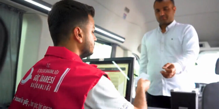 Göçmen kaçakçılığına yönelik operasyonlarda 3 bin 744 organizatör tutuklandı