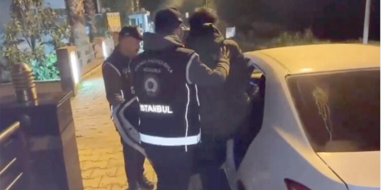 Kırmızı bültenle aranan 56 kişi yakalandı