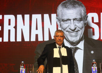Fernando Santos sözleşmeyi imzaladı