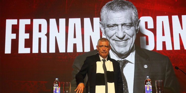 Fernando Santos sözleşmeyi imzaladı