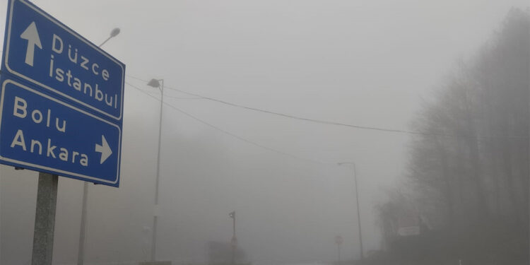 Bolu Dağı'nda görüş mesafesi 40 metreye kadar düştü
