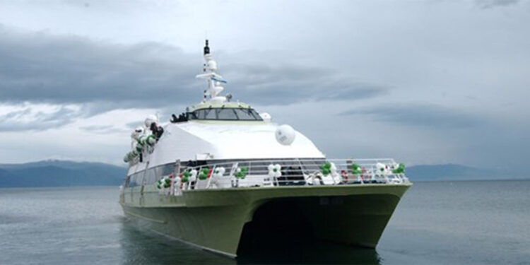 Bursa'da fırtına çıktı, deniz otobüsü seferleri iptal edildi